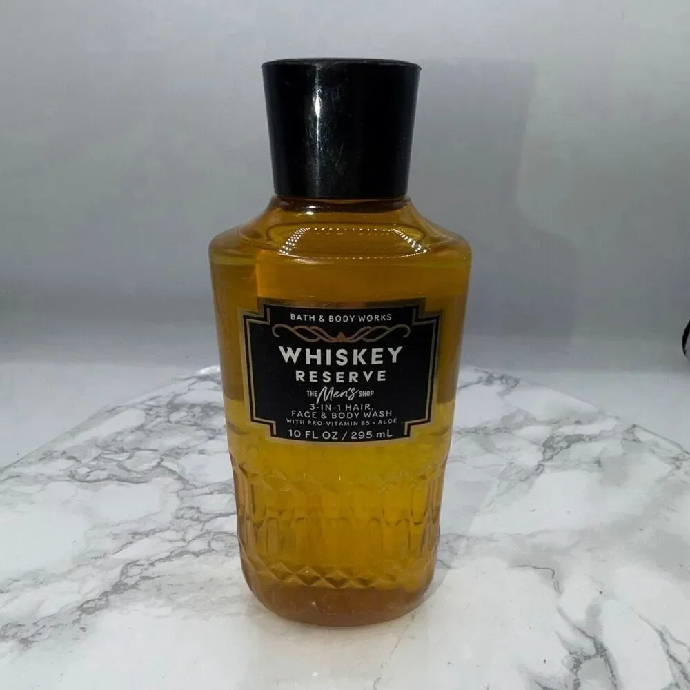 BATH & BODY WORKS Whiskey Reserve 3-in-1 Hair, Face and Body Wash-10 Fl oz NEW!